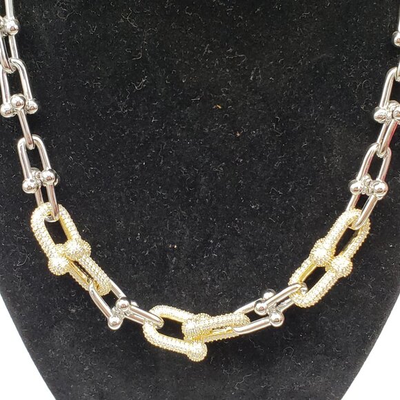 925 Pure Silver and Gold Plated Horse Shoe Necklace Chain - Picture 7 of 8